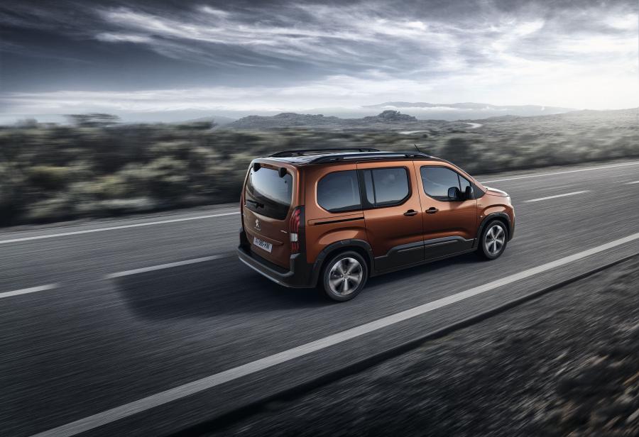  Peugeot Rifter GT Line 2018 года  (WW) (фото 5 из 43)